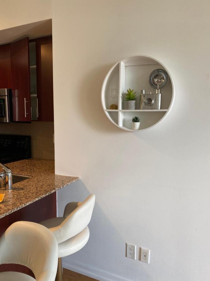 Toronto Cn Tower Maple Leaf Square Luxurious 2 Bedroom Condo Ngoại thất bức ảnh