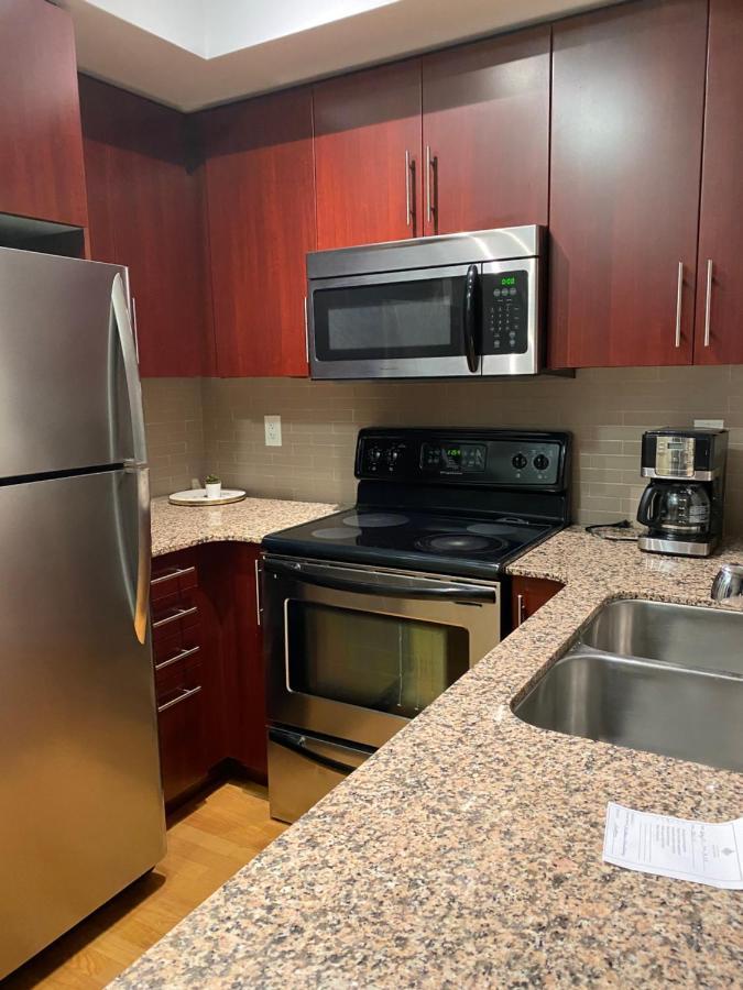 Toronto Cn Tower Maple Leaf Square Luxurious 2 Bedroom Condo Ngoại thất bức ảnh